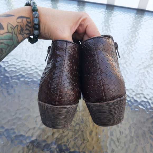 NEW Fergalicious by Fergie - ankle boots - Picture 6 of 9